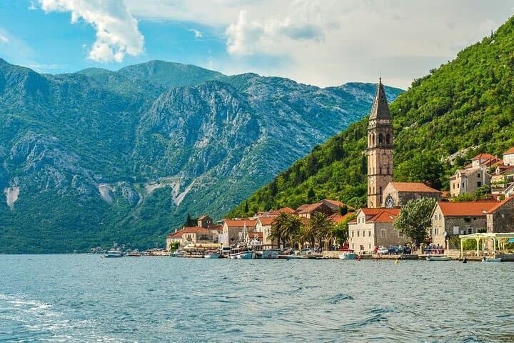 Private Blue Cave Speedboat Tour from Kotor — Our Lady of the Rocks & Mamula