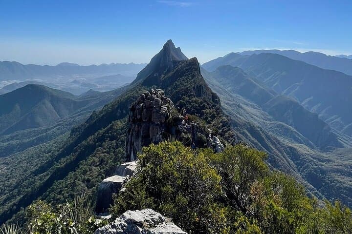 Summit La M: Private Guided Hike in Chipinque Ecological Park, Monterrey photo 2