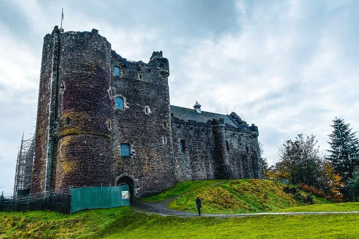 Edinburgh to Inverness Executive Transfer — Private Mercedes Chauffeur Service photo 4