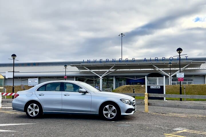 Edinburgh to Inverness Executive Transfer — Private Mercedes Chauffeur Service photo 2