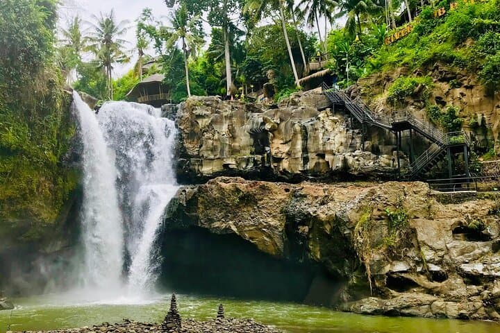 All-Inclusive Ubud Day Tour: Monkey Forest, Tegalalang & Tegenungan Waterfall photo 4