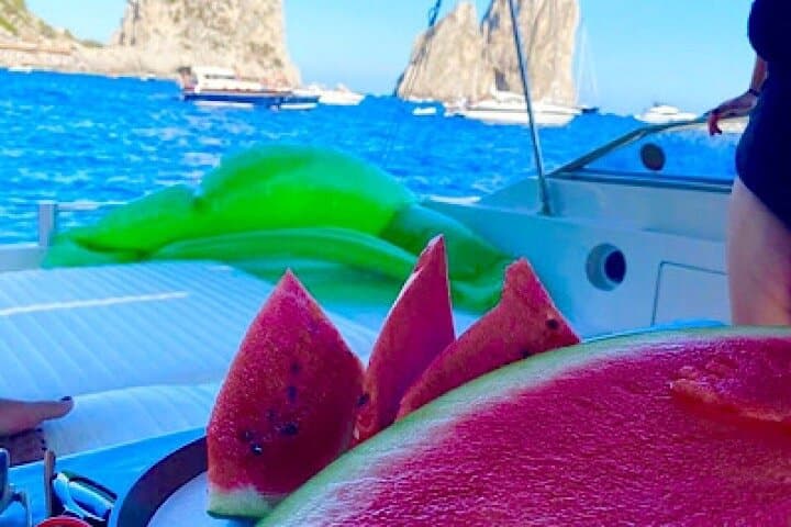 Sorrento Coast and Capri Day Cruise: Lunch, Snorkel & Champagne photo 2