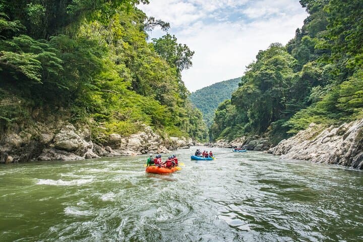 Rio Verde 2-Day Rafting and Jungle Expedition from Medellín