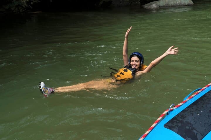 Rio Verde Day Trip: Jungle Rafting & Hike from Medellín photo 5
