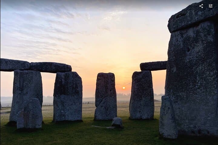 Private Stonehenge Tour from London with Executive Vehicle