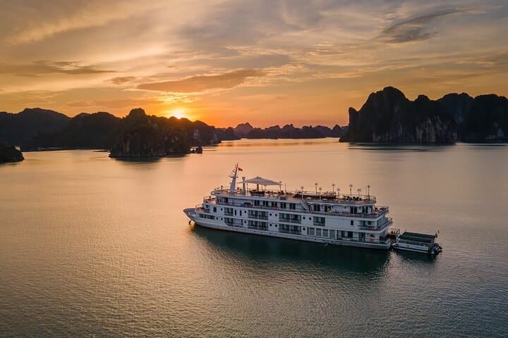 Overnight Paradise Elegance Cruise: 2-Day, 1-Night Halong Bay Adventure