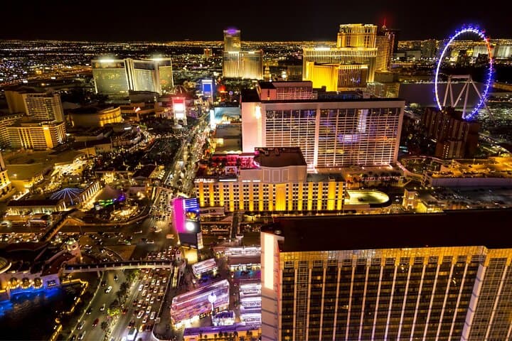 Winter Wonders of Vegas — Private Festive Stroll Along the Strip photo 3