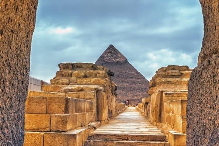 7-Day Egypt Discovery: Cairo to Abu Simbel via Luxury Nile Cruise photo 2