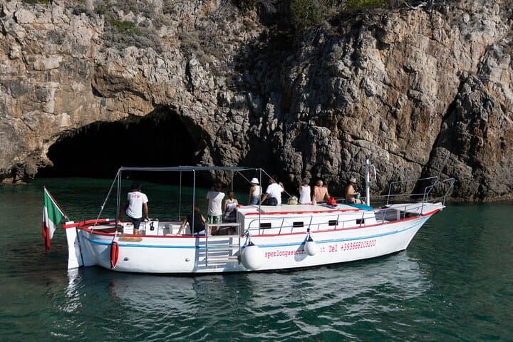 VIP Private Boat Trip from Gaeta to Sperlonga — Caves, Cliffs & Tiberius' Coast
