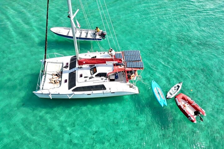 Full-Day Catamaran to Portobelo's Playa Drake & Venas Azules — Snorkel, Kayak, Lunch photo 2