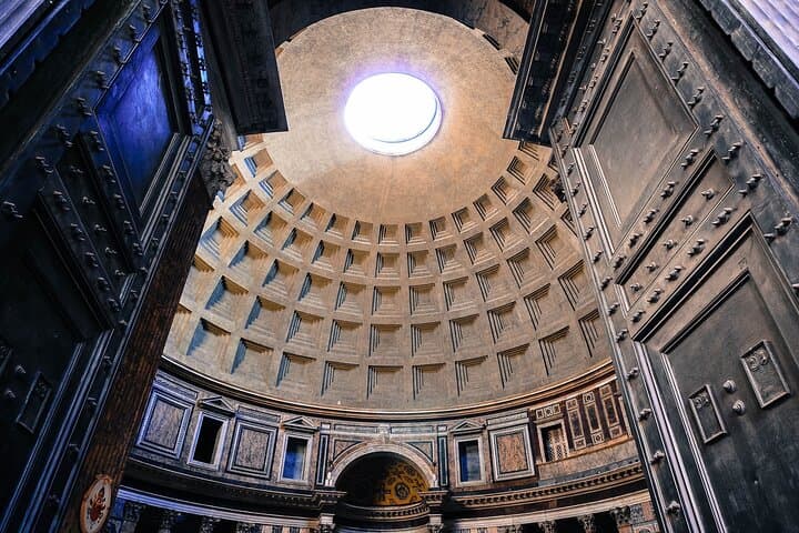 Rome Underground & Piazzas Walking Tour — Pantheon, Trevi, Domitian's Stadium photo 3