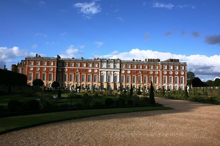 Hampton Court Palace, Stonehenge & Roman Baths: Private Day Tour from London photo 1