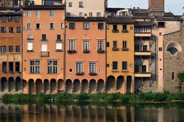Private Transfer from Nice to Florence with a 2-Hour Stop in Genoa photo 2