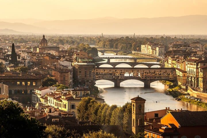 Private Transfer from Nice to Florence with a 2-Hour Stop in Genoa