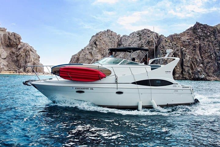 Luxury Carver Yacht Private Tour — Cabo San Lucas Arch & Pacific Coast photo 4
