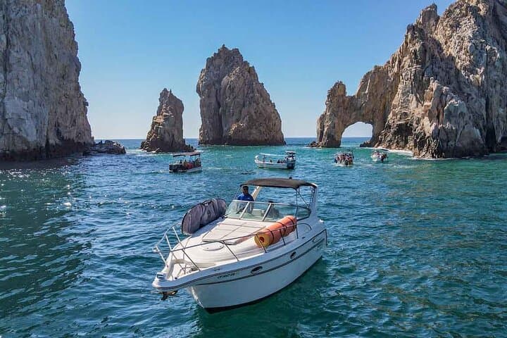 Private Yacht Snorkel and Sunset Cruise in Cabo San Lucas