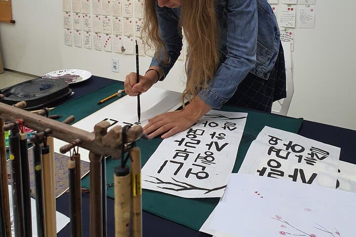 Create a Korean Calligraphy Scroll in Insadong — Traditional Hangul Workshop with Jeongju photo 3