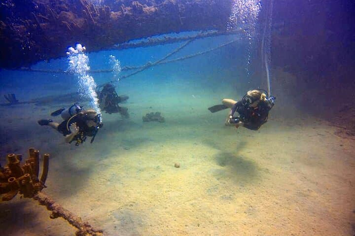Private First-Time Scuba Dive on Aruba Reef and Antilla Wreck photo 2