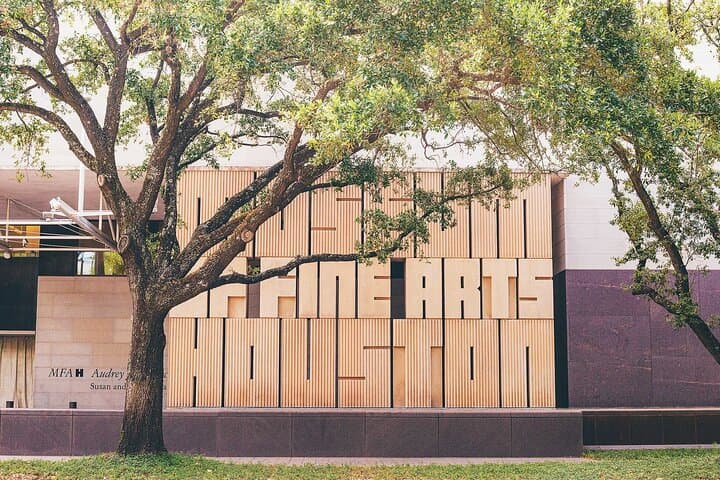 Houston Self-Guided Audio Tour — Downtown Culture & Hidden Gems photo 4