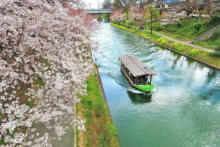 Kyoto Fushimi Food & History Walking Tour — Sake, Shrines, and Ryoma's Streets photo 1