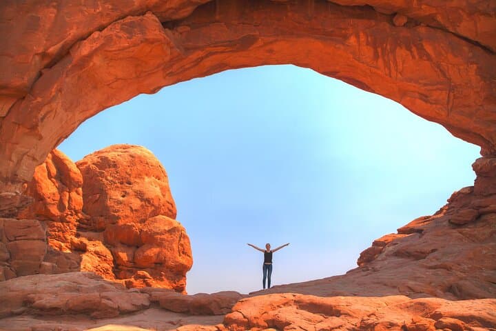 Tackling the Devils Garden Loop: A Guided Adventure in Arches National Park