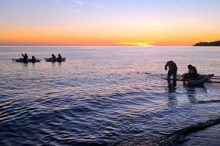 Sunset Glow Clear Kayak Tour in Olowalu — Night Reef Light & Manta Viewing photo 1