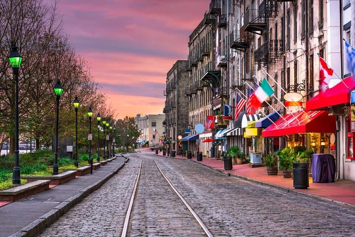 Savannah River Romance: Private 2-Hour Historic Walking Tour photo 5