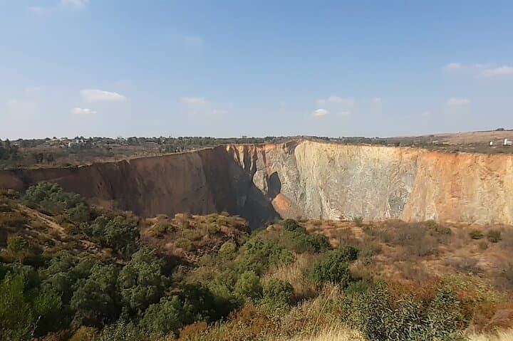 Cullinan Diamond Mine Surface Tour from Johannesburg — Premier Mine Guided Visit photo 5