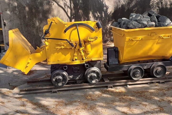 Cullinan Diamond Mine Surface Tour: Explore the Premier Mine Near Pretoria photo 2