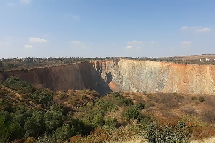 Cullinan Diamond Mine Surface Tour: Explore the Premier Mine Near Pretoria photo 3