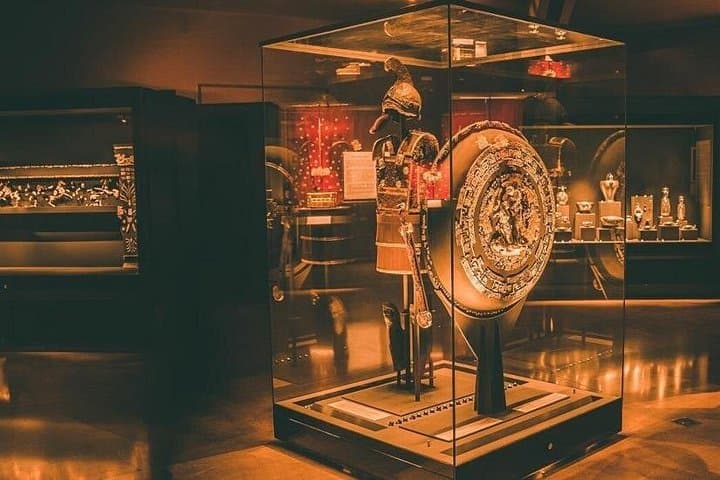 Alexander the Great Private Tour from Athens: Vergina & Pella Day Trip photo 4