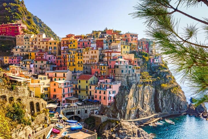 Cinque Terre Day Trip from Florence: Train, Boat & Village Highlights