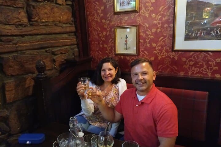 Oban Wee Walk & Whisky Tasting: Guided Coastal Walk and 3 Drams