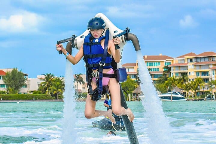 Jetpack in Cancun: Hydroflight Over Nichupté Lagoon — 30-Minute Jetpack Experience photo 2