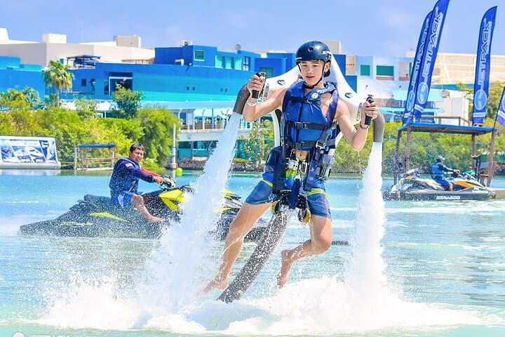 Jetpack in Cancun: Hydroflight Over Nichupté Lagoon — 30-Minute Jetpack Experience photo 3