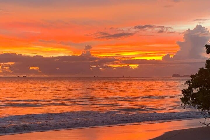 Golden Hour Snorkeling in Playa Flamingo: Private Sunset Boat Tour photo 5
