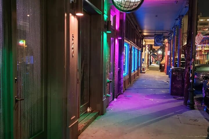 New Orleans French Quarter True Crime Walking Tour: A Two-Hour Exploration of Notorious Cases