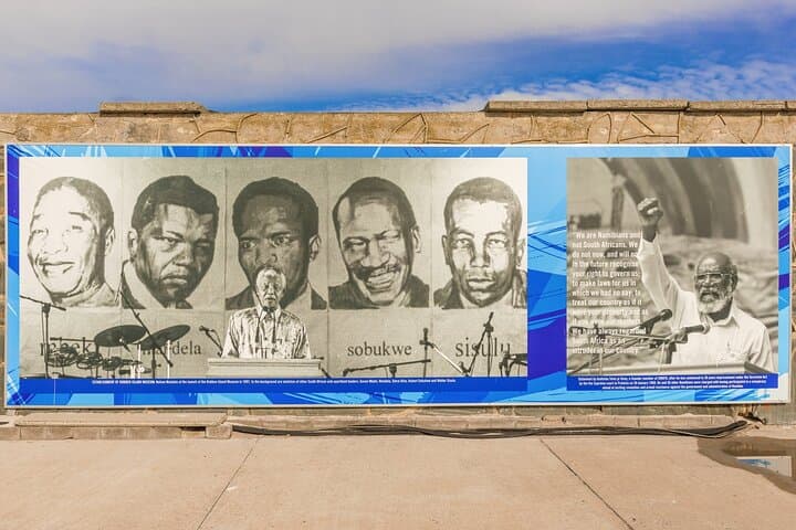 Robben Island, Bo-Kaap & Table Mountain: Cape Town Private Day Tour