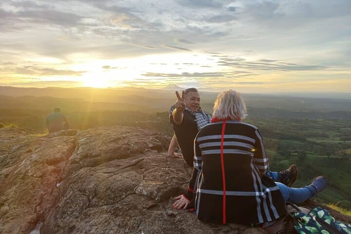 Hike Comasagua Peak for Sunrise or Sunset — 360° Views near La Libertad