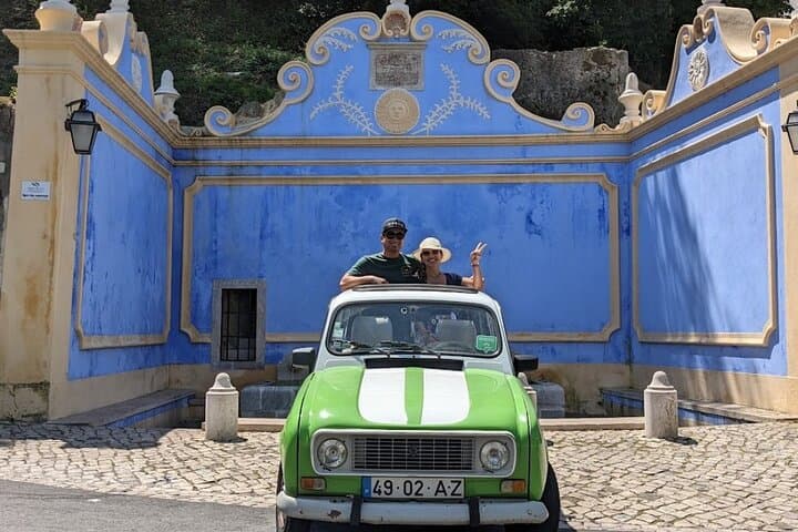 Private 90-Minute Sintra Guided Tour — Pena Palace, Moorish Castle & Pena Park photo 2