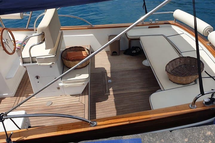 Private Gozzo Boat Tour Around Ischia: Sant'Angelo, Thermal Springs & Swim Bays photo 2