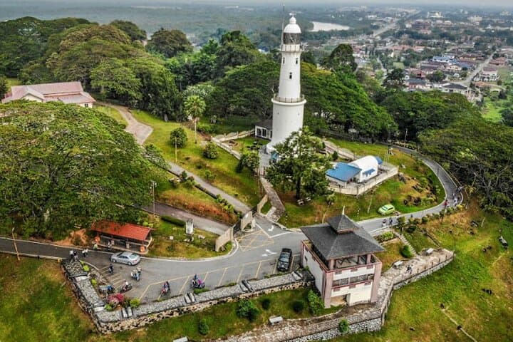 Private Kuala Selangor Firefly Cruise and Melawati Monkey Hill Tour photo 3