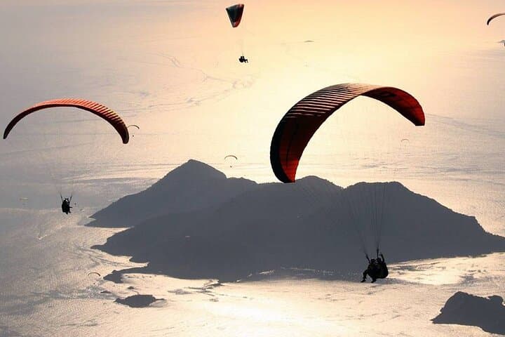 Tandem Paragliding Over Cleopatra Beach From Yassı Tepe, Alanya photo 3