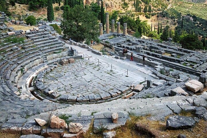 4-Day Iconic Greece Private Tour: Epidaurus, Mycenae, Olympia, Delphi & Meteora photo 3