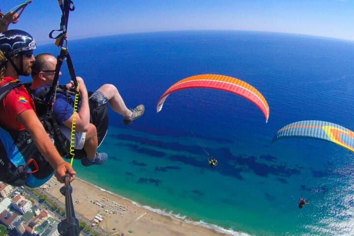 Paragliding Over Cleopatra Beach: Tandem Flight from Side, Turkey photo 2