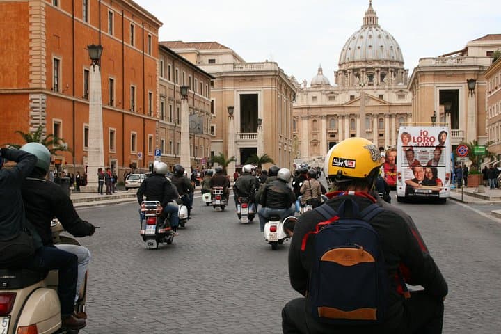 Vespa Tour of Rome's Seven Churches — Scooter Pilgrimage Through Historic Basilicas photo 3