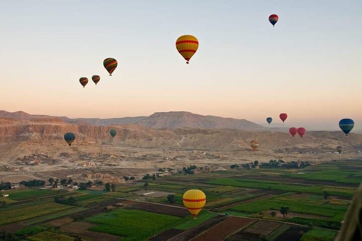 Sunrise Over Theban Tombs: Luxor Hot-Air Balloon Experience photo 4