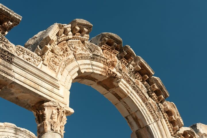 Two-Day Ephesus & Pergamum Private Tour: Walk the Roman Provinces photo 3