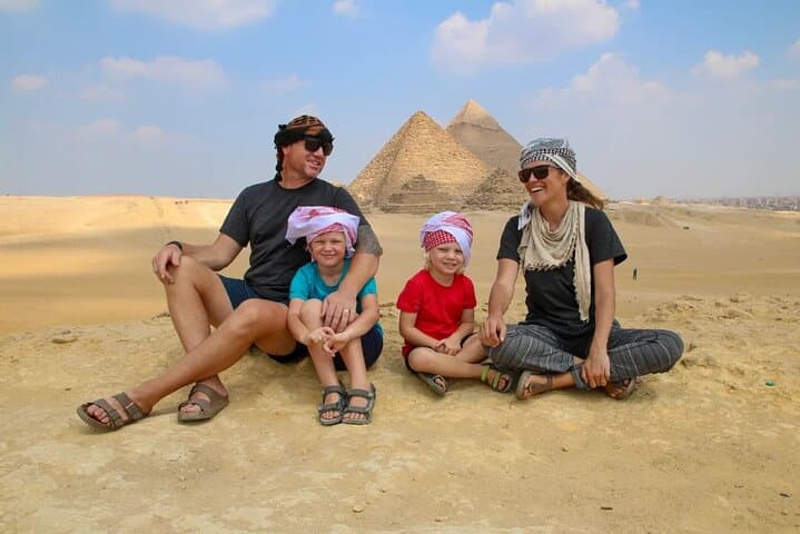 Private Giza Day Tour: Pyramids, Sphinx, Saqqara & Memphis with Lunch photo 6