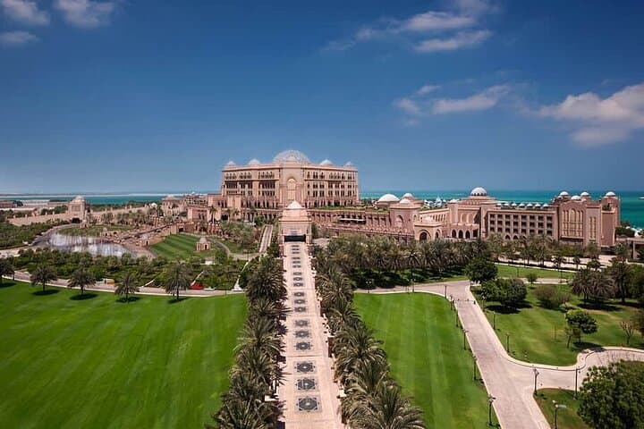 Full-Day Private Abu Dhabi City Tour from Dubai — Sheikh Zayed, Corniche & Heritage photo 5
